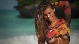 Nina agdal nude com o cu da namorada