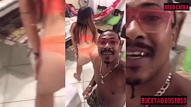 Bucetriro anal com novinha dando o cuzão gostoso