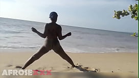 Gabi martins nua fazendo sexo na praia